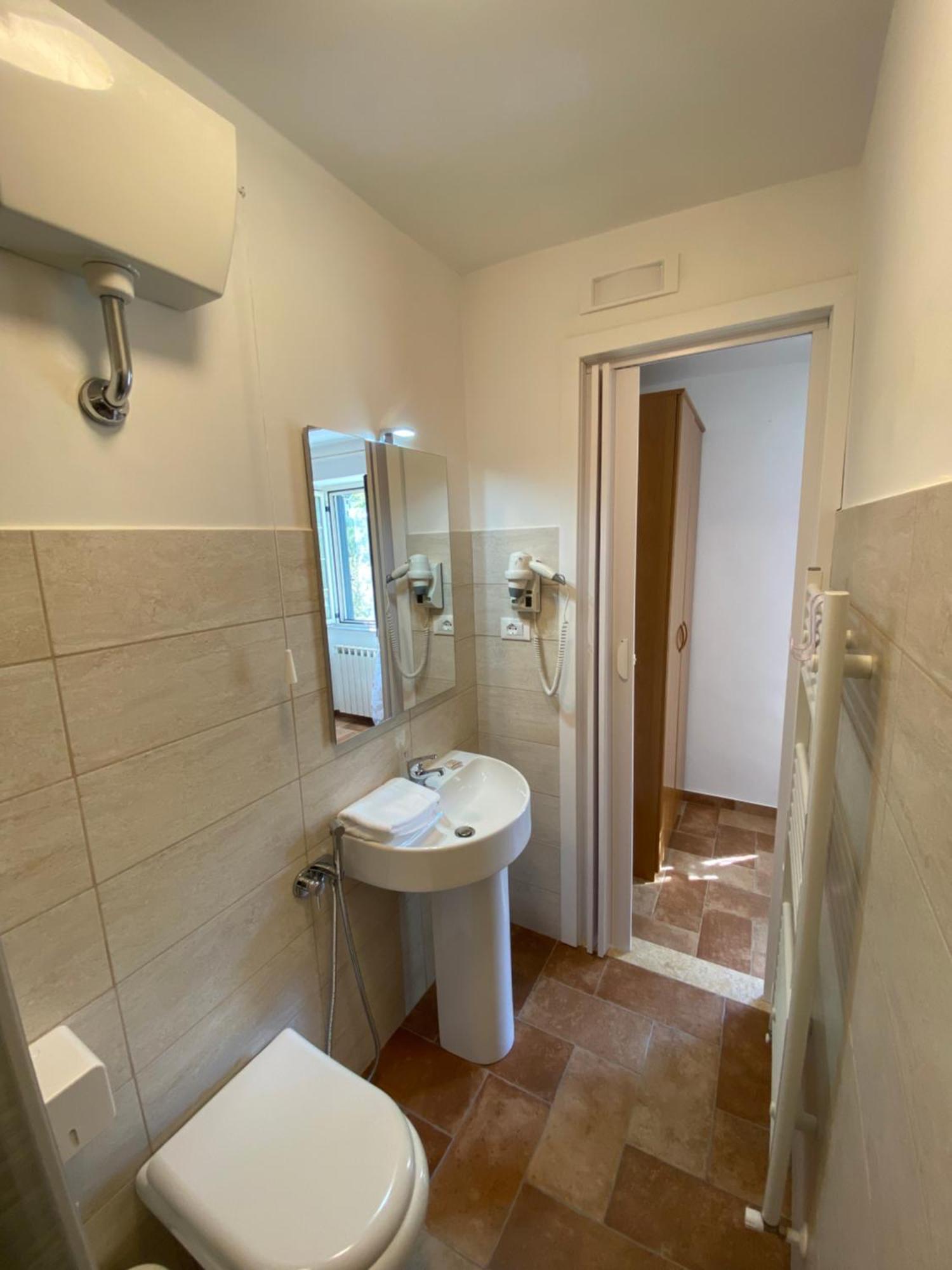 Lenola La Casa Di Nonna Tella B&B 외부 사진